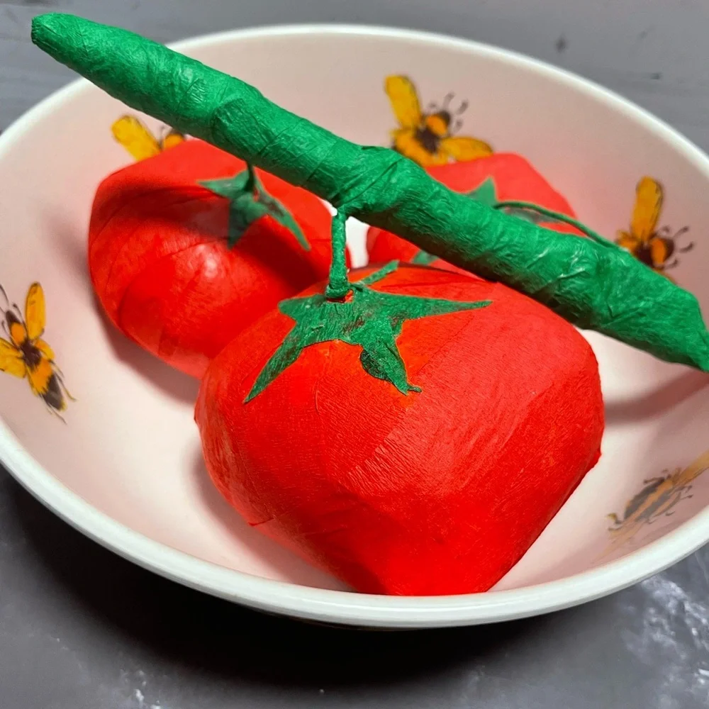 Surprise Ball Tomatoes On The Vine 🍅🍅🍅